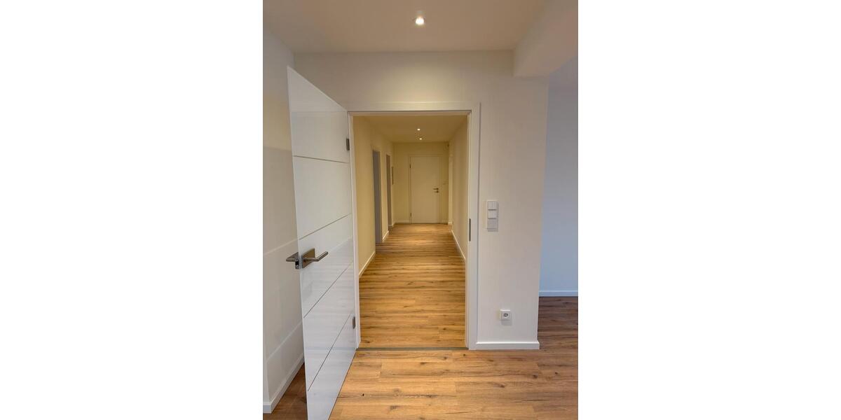Neu sanierte 4-Zimmer-Wohnung 4 zimmer