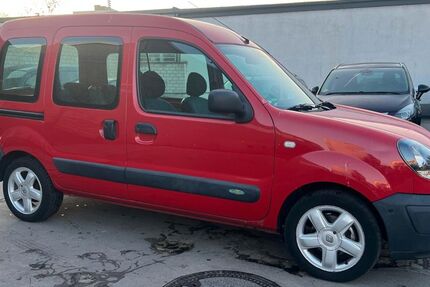 Renault Kangoo 41.000 km 3.950 &euro; Frankfurt am Main 65933