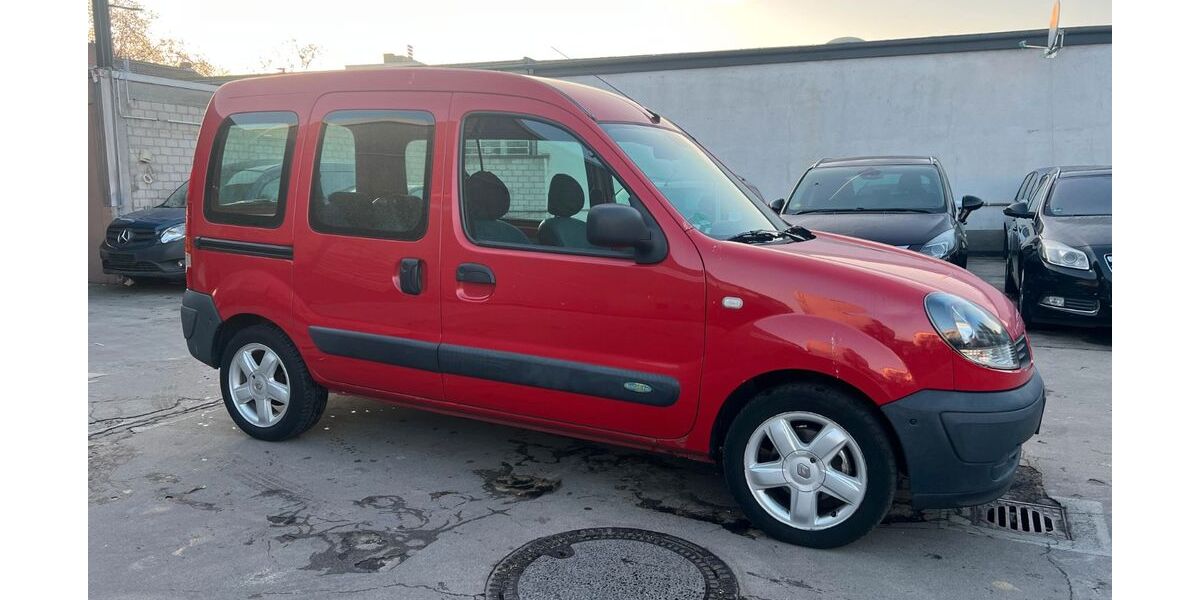 Renault Kangoo 41.000 km 3.950 &euro; Frankfurt am Main 65933