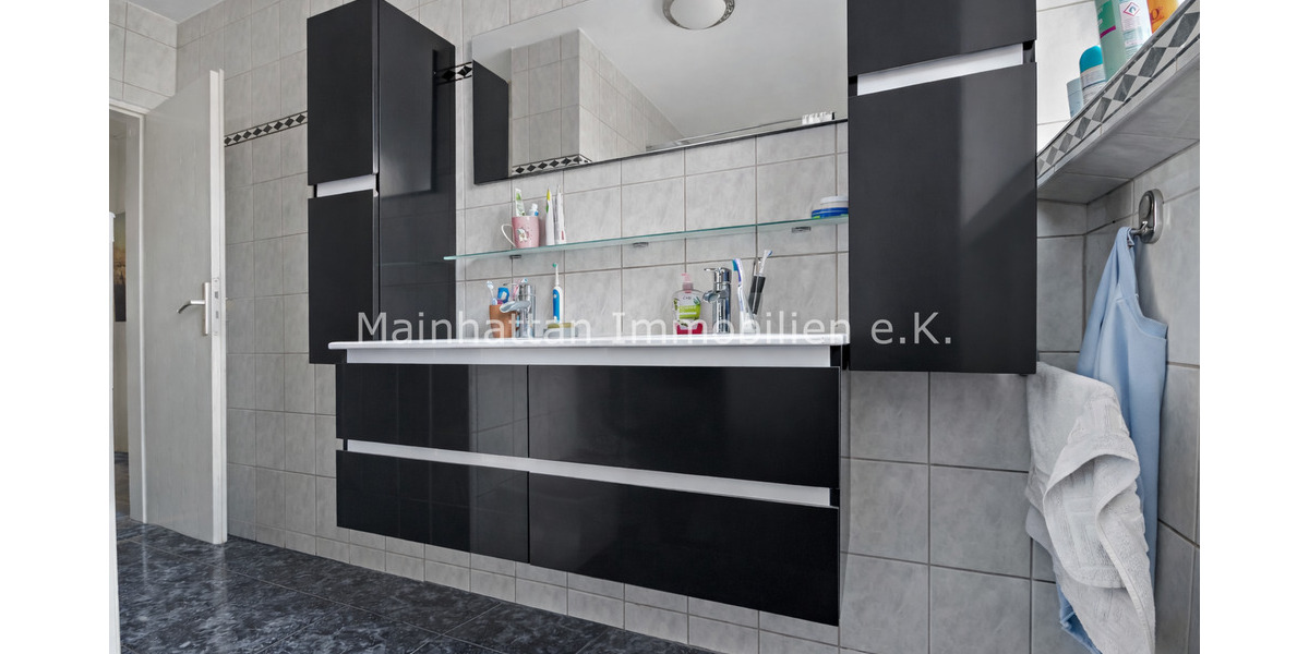 Etagenwohnung Frankfurt am Main Niederursel - 4 Zimmer, 94 m&sup2;, 415.000&euro; | Angebot:25697919