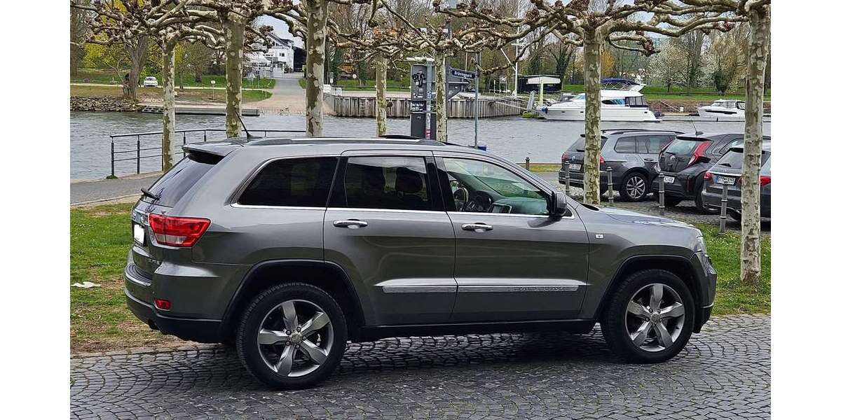 Jeep Grand Cherokee 259.876 km 12.950 &euro; Frankfurt am Main - Höchst 65929