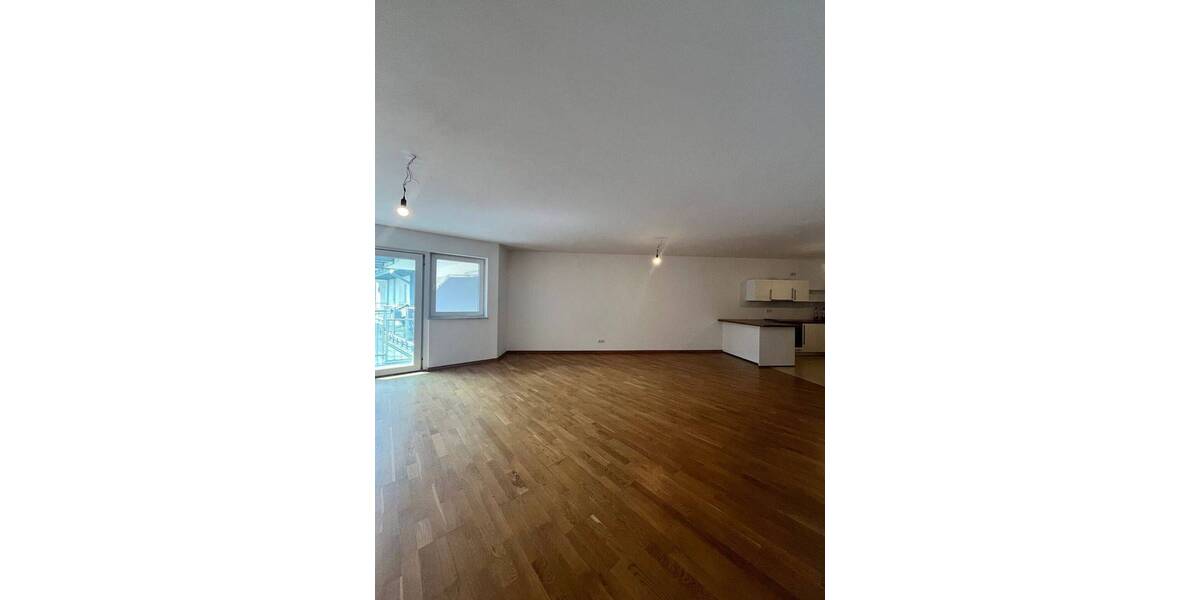 Etagenwohnung Frankfurt am Main Westend-Nord - 2 Zimmer, 82 m&sup2;, 1.539&euro; | Angebot:26393100