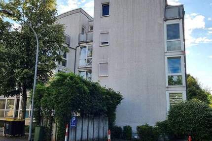 Vermietete 3-Zimmer-Wohnung mit Tageslichtbad und gleich 2 Balkonen 3 zimmer