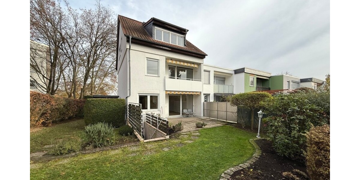 Schwalbach: Reihenendhaus mit viel Platz und großem Garten für Ihre Familie - Reihenendhaus Schwalbach | Angebot:23570297