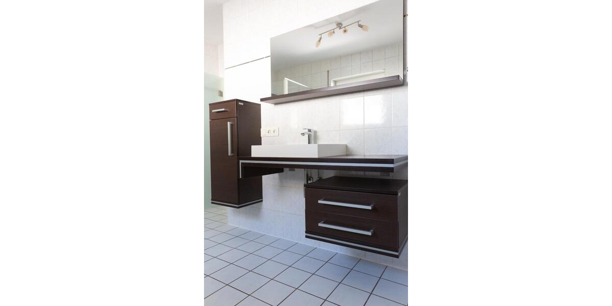 Etagenwohnung Hofheim am Taunus - 3 Zimmer, 85 m&sup2;, 365.000&euro; | Angebot:27190495