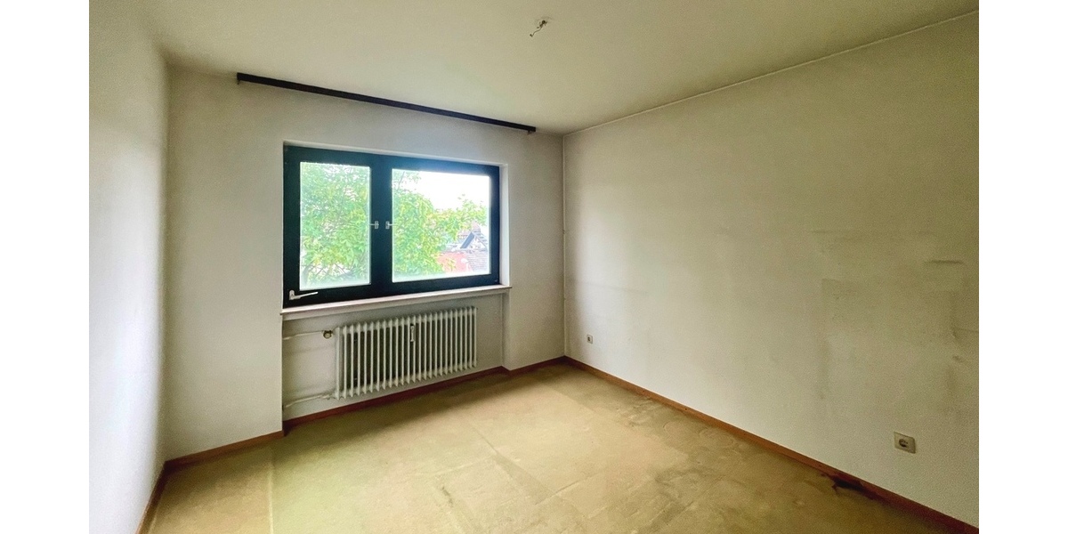 Frankfurt-Kalbach: Großzügige 3 bis 4-Zimmerwohnung in ruhiger Lage mit Blick ins Grüne! - Etagenwohnung Frankfurt am Main Bonames | Angebot:26677095