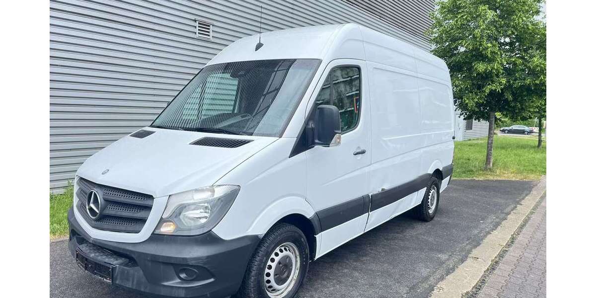 Mercedes-Benz Sprinter 176.000 km 11.490 &euro; Frankfurt am Main 65933