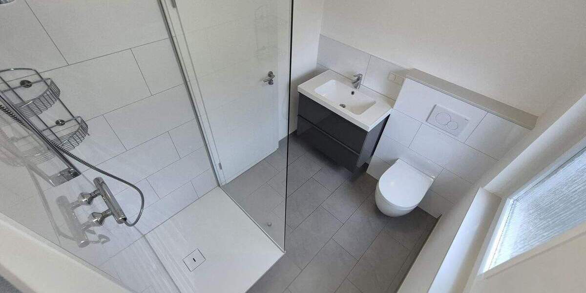 Etagenwohnung Rüsselsheim am Main Rüsselsheim - 3 Zimmer, 112 m&sup2;, 1.300&euro; | Angebot:25703564