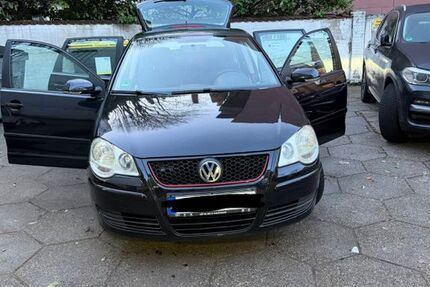 VW Polo 208.000 km 2.100 &euro; Frankfurt am Main 65933