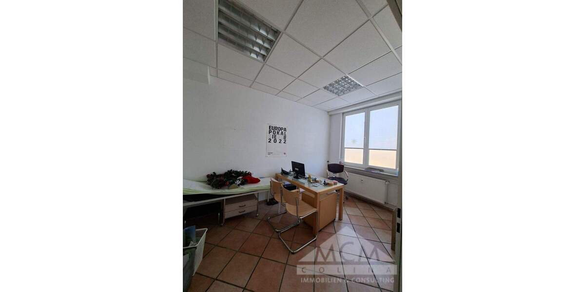 Gewerbeobjekt Frankfurt am Main / Zeilsheim Zeilsheim - 5 Zimmer, 95 m&sup2;, 890&euro; | Angebot:25749134