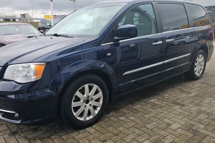 Chrysler Grand Voyager 159.370 km 9.900 &euro; Erlensee 63526