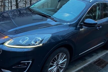 Ford Kuga 58.500 km 18.900 &euro; Frankfurt 60598
