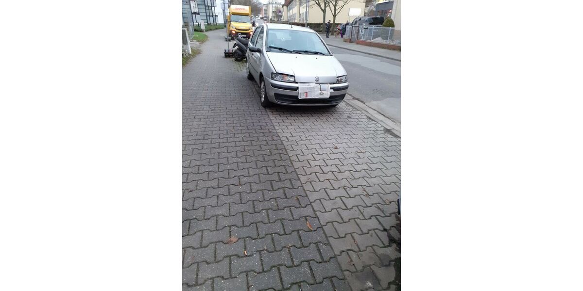 Fiat Punto 159.644 km 1.650 &euro; Frankfurt am Main 65431