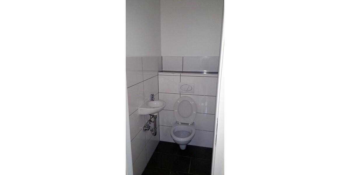 Erdgeschoßwohnung Frankfurt am Main Nord-Ost - 3 Zimmer, 108 m&sup2;, 1.480&euro; | Angebot:26671587