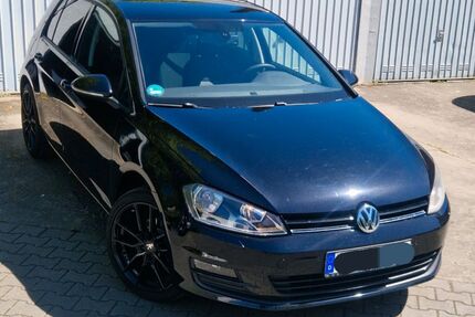 VW Golf 82.000 km 11.300 &euro; Frankfurt a.M 60439