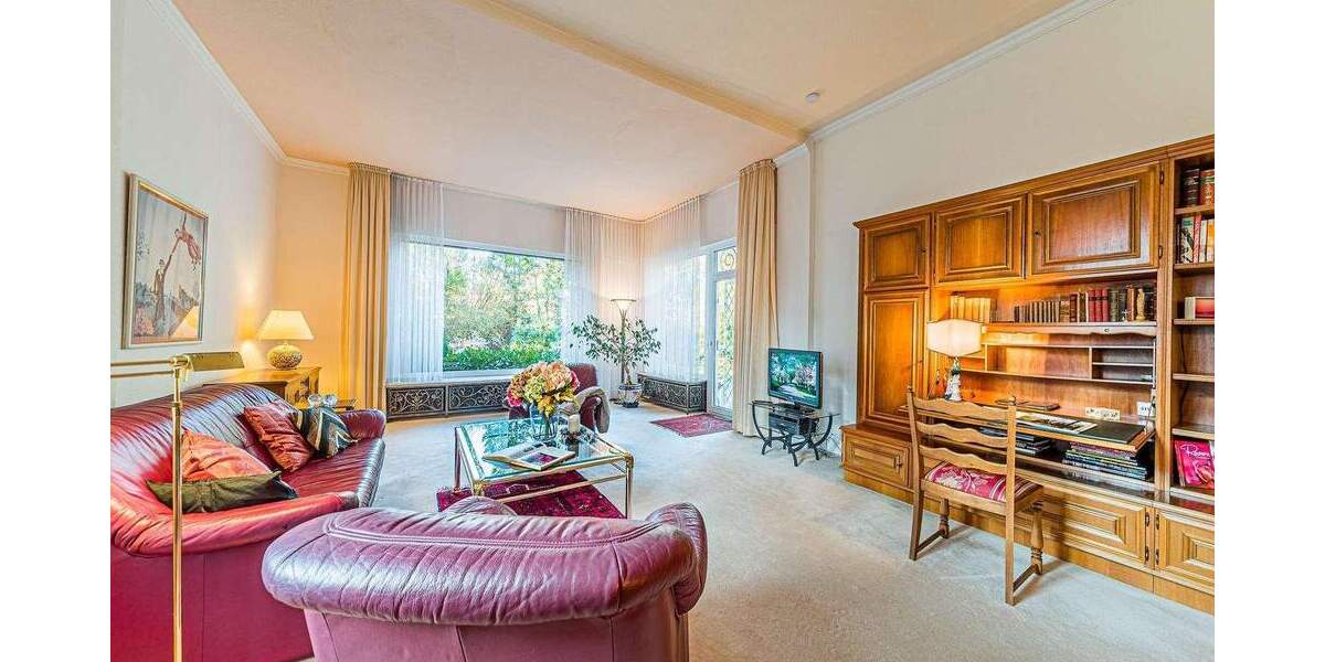 Etagenwohnung Frankfurt am Main Niederursel - 3 Zimmer, 120 m&sup2;, 2.100&euro; | Angebot:25768511