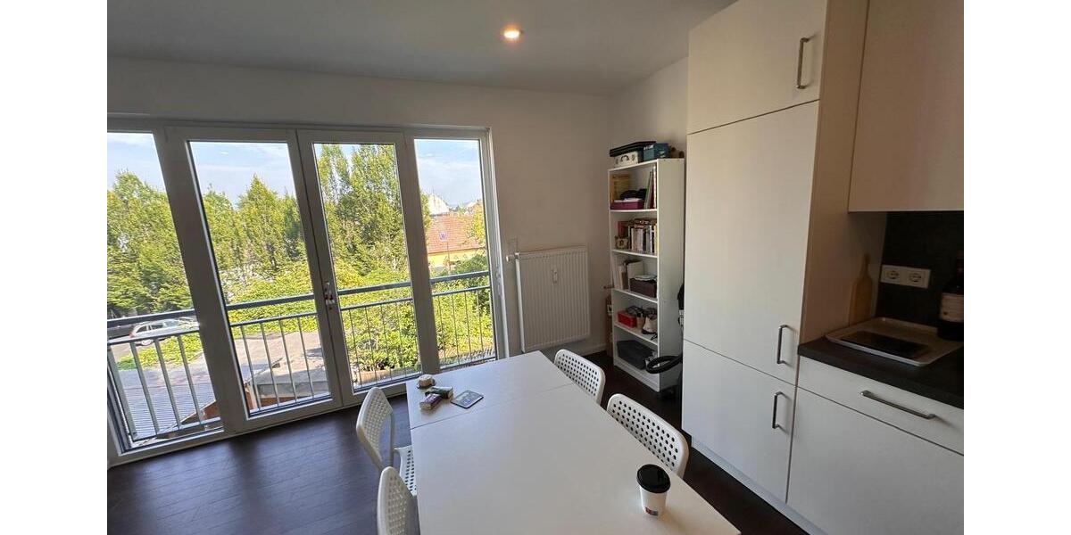 Hochparterre Frankfurt am Main Ginnheim - 1 Zimmer, 25 m&sup2;, 620&euro; | Angebot:26416802