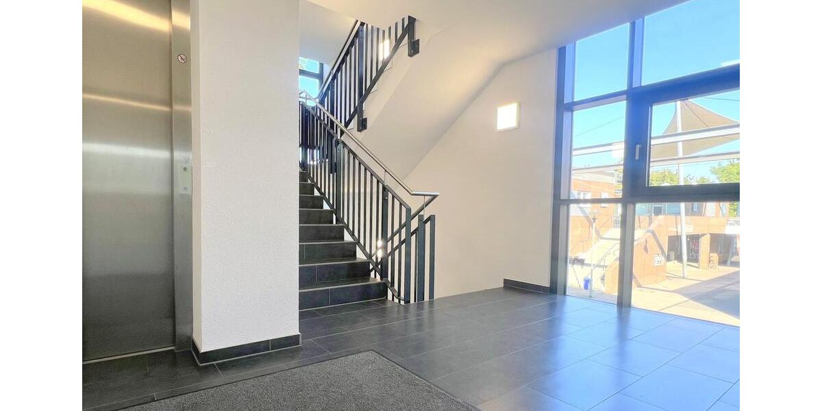 Frankfurt, Niederursel: Moderne 2 Zi.-Wohnung mit Einbauküche und Balkon *BJ 2020* 2 zimmer