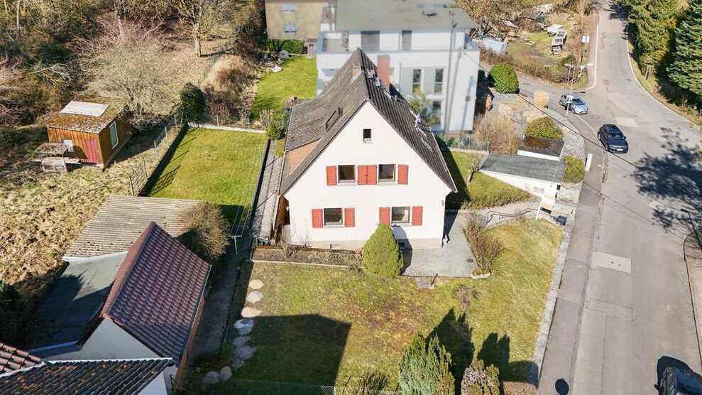 Haus zum Kaufen in Wiesbaden 495.000 € 149.6 m²
