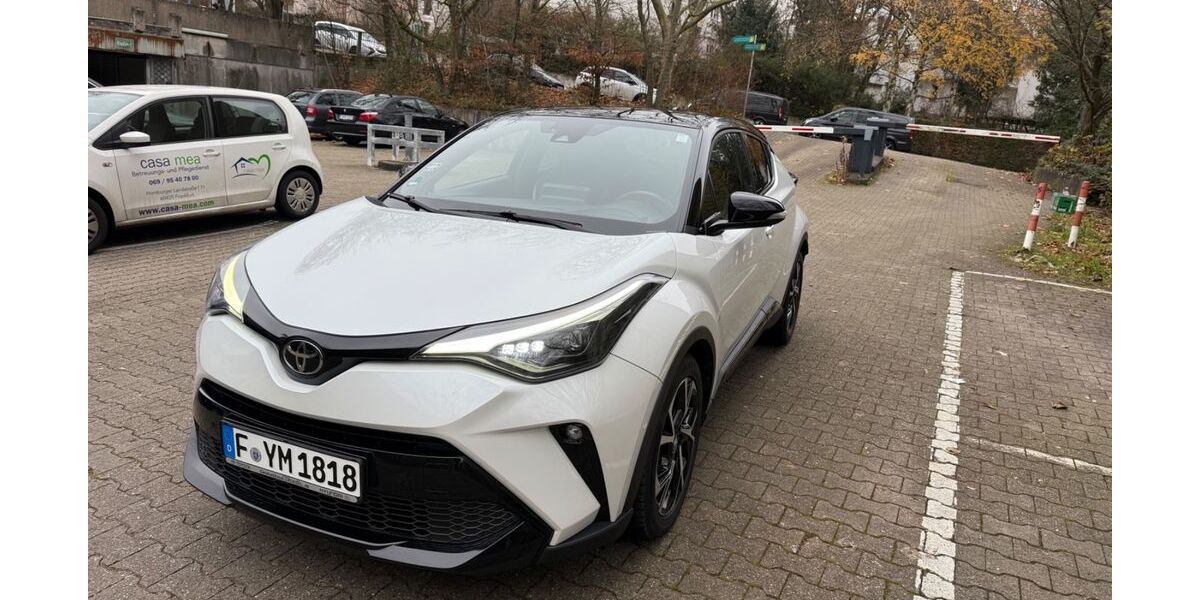Toyota C-HR 36.000 km 26.000 &euro; Frankfurt 60437