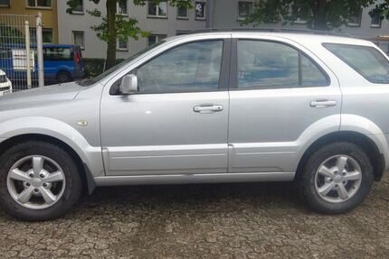 Kia Sorento 231.145 km 3.400 € Frankfurt 60386