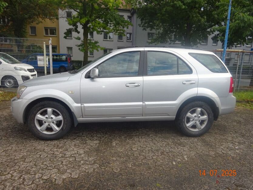 Kia Sorento 231.145 km 3.400 € Frankfurt 60386