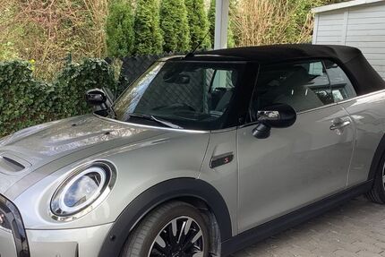 Mini Cooper S Cabrio 32.900 km 30.250 &euro; Wehrheim Obernhain 61273