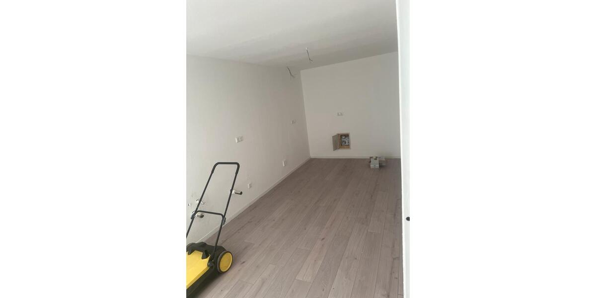 Erdgeschoßwohnung Altenstadt - 5.5 Zimmer, 130 m&sup2;, 1.850&euro; | Angebot:24877253
