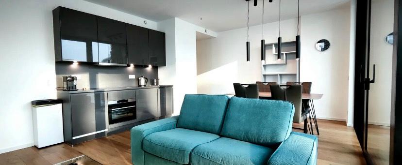 Etagenwohnung Frankfurt am Main Gutleutviertel - 2 Zimmer, 62 m&sup2;, 2.080&euro; | Angebot:26679028