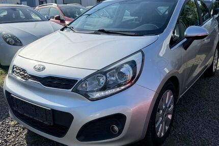 Kia Rio 221.450 km 3.250 &euro; Mühlheim am Main 63165