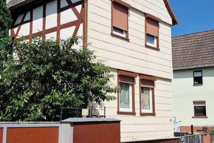 Hofreite in Rosbach vor der Höhe, Stadtkern, Ein-Zweifamilienhaus