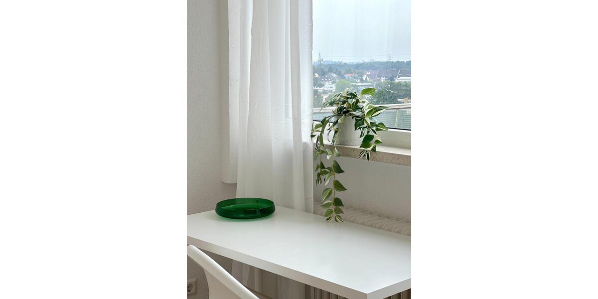 Zimmer frei in 3er-WG mit Balkon – Luthmerstraße 53, Frankfurt am Main 1 zimmer