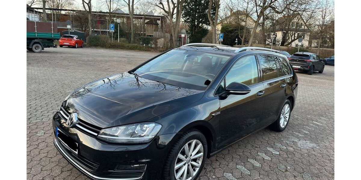 VW Golf 92.000 km 11.890 &euro; Bad Soden am Taunus 65812