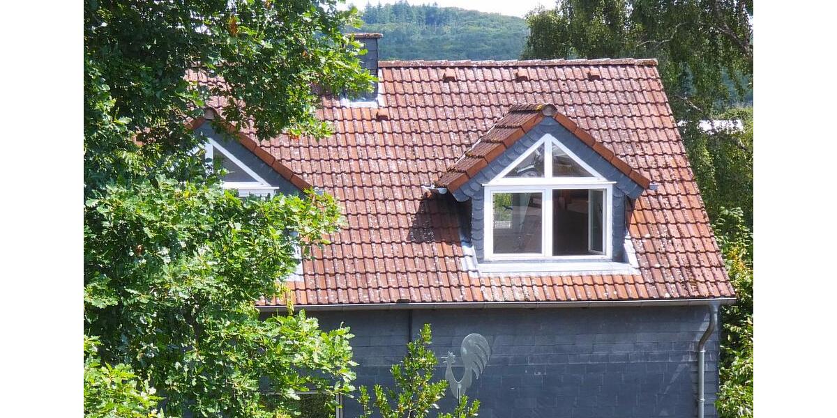 Dachgeschoßwohnung Niedernhausen - 3.5 Zimmer, 81 m&sup2;, 235.000&euro; | Angebot:24626402