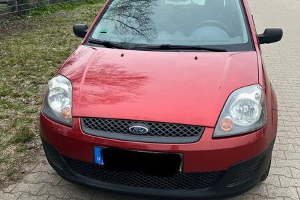 Ford Fiesta 245.000 km 1.290 € Darmstadt 64287