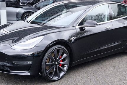 Tesla Model 3 119.772 km 22.950 &euro; Dieburg 64807