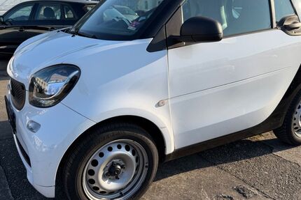 Smart ForTwo 90.300 km 6.200 &euro; Flörsheim am Main 65439