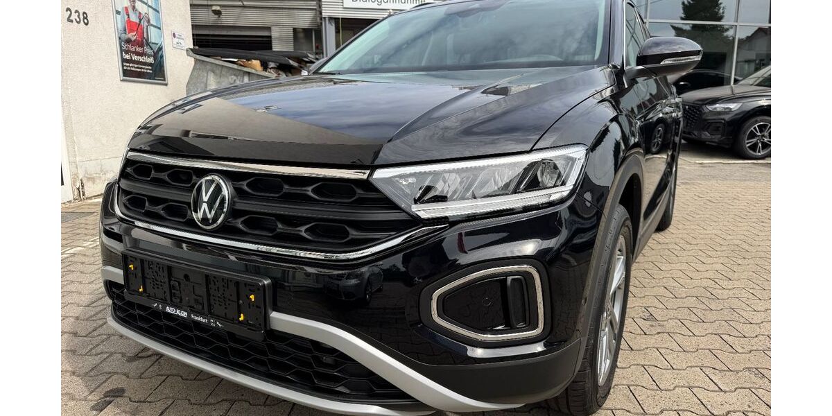 VW T-Roc 9.865 km 29.950 &euro; Frankfurt am Main 65936