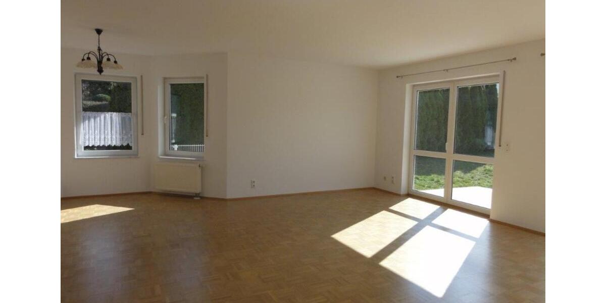 Einfamilienhaus Glashütten - 8 Zimmer, 247 m&sup2;, 2.730&euro; | Angebot:25770766