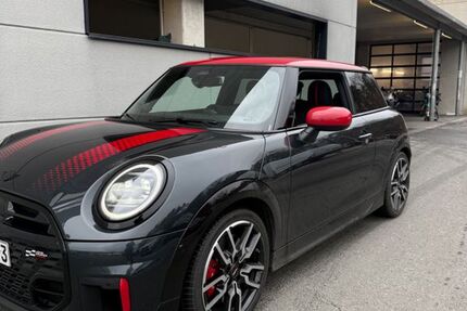 Mini John Cooper Works 2.100 km 36.999 &euro; Dietzenbach 63128