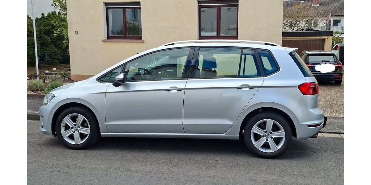 VW Golf Sportsvan 125.325 km 11.500 &euro; Hainburg 63512