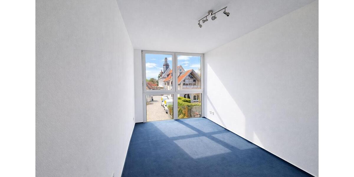 Reihenhaus Bad Vilbel - 5 Zimmer, 177 m&sup2;, 2.800&euro; | Angebot:25862446