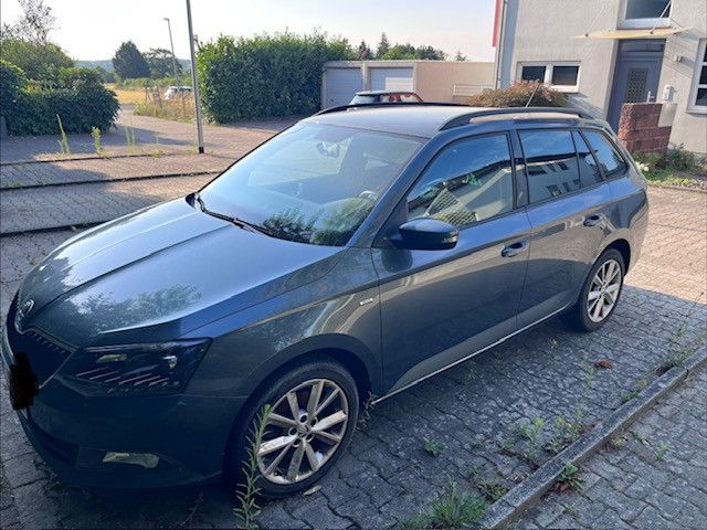 Skoda Fabia 62.000 km 10.900 &euro; Dreieich 63303