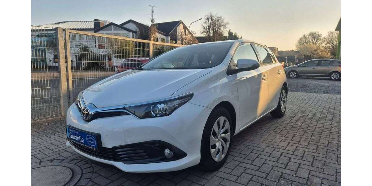Toyota Auris 76.000 km 9.900 &euro; Rödermark 63322