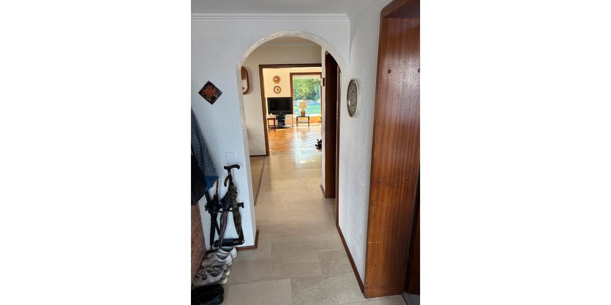 Doppelhaushälfte, möbliert, zeitnah zur Verfügung, beste Lage 6 zimmer