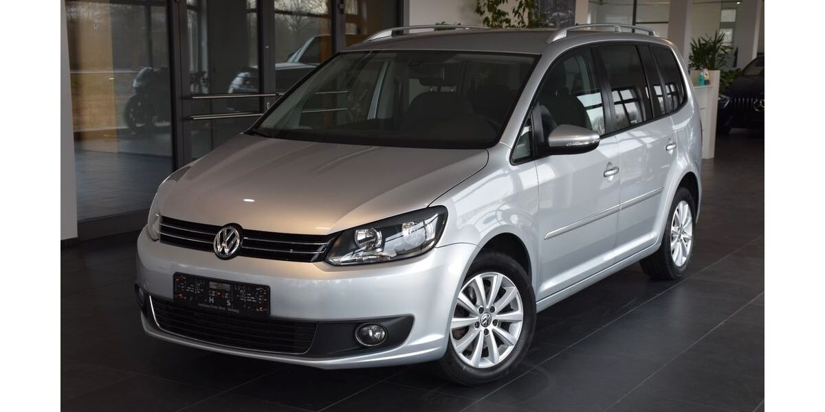 VW Touran 269.731 km 7.390 &euro; Dieburg 64807