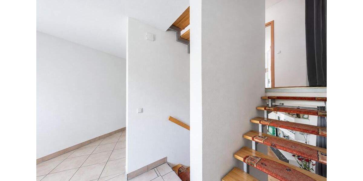 Reihenhaus Bad Vilbel - 4 Zimmer, 120 m&sup2;, 700.000&euro; | Angebot:27027765