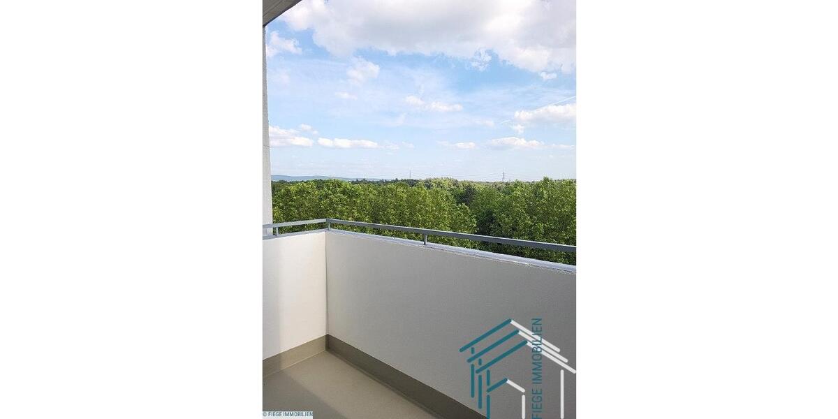 Schöne 2 Zimmerwohnung in Großauheim mit Balkon und neuem Bad 2 zimmer