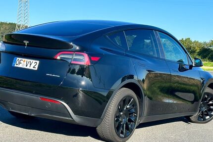 Tesla Model Y 118.500 km 32.900 &euro; Seligenstadt 63500