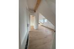 Dachgeschoßwohnung Büttelborn - 2.5 Zimmer, 72 m&sup2;, 1.150&euro; | Angebot:26413393